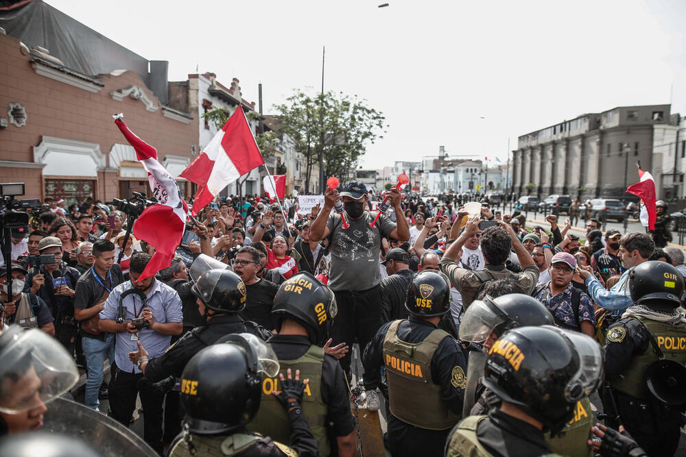 Pedro Castillo, detenido por la Policía tras ser destituido por el Congreso  / ALDAIR MEJÍA