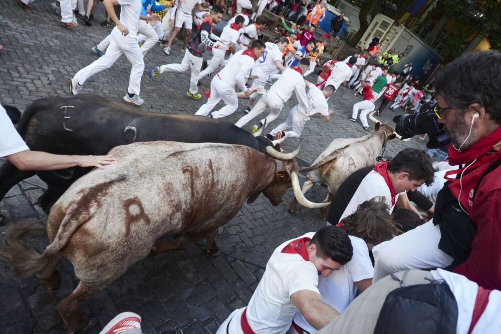 Primer encierro de San Fermín 2022 en Pamplona (Navarra) 
   / EDUARDO SANZ