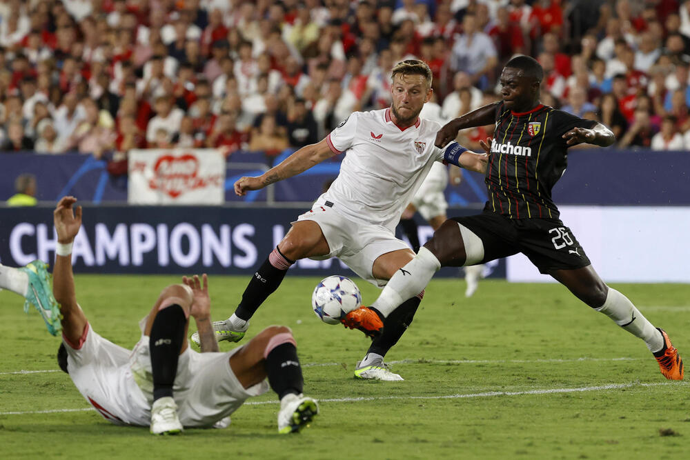 El Sevilla tampoco funciona en la Champions