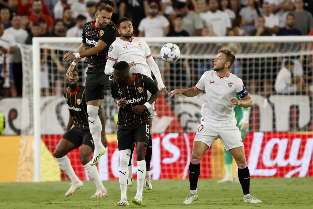 El Sevilla tampoco funciona en la Champions