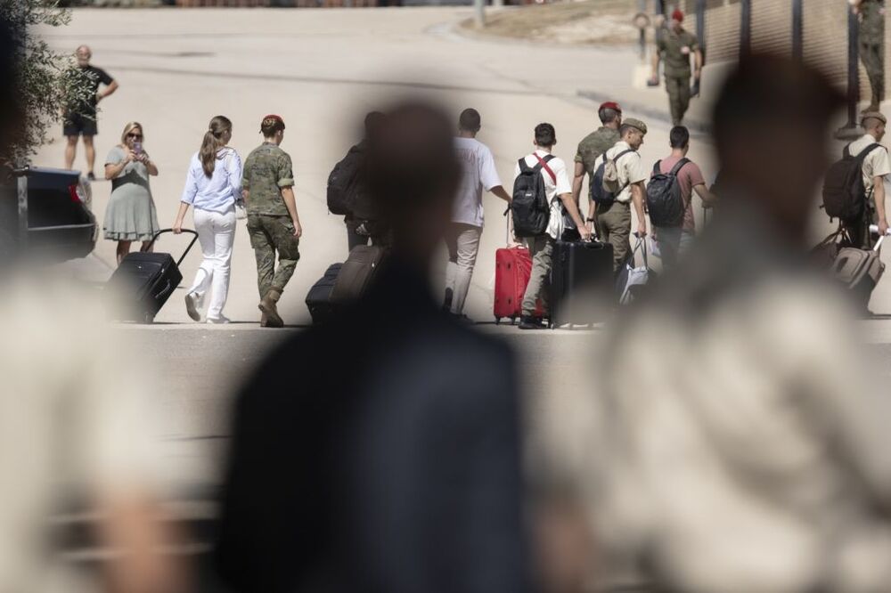 La Princesa de Asturias ingresa en la Academia General Militar de Zaragoza  / MARCOS CEBRIÁN