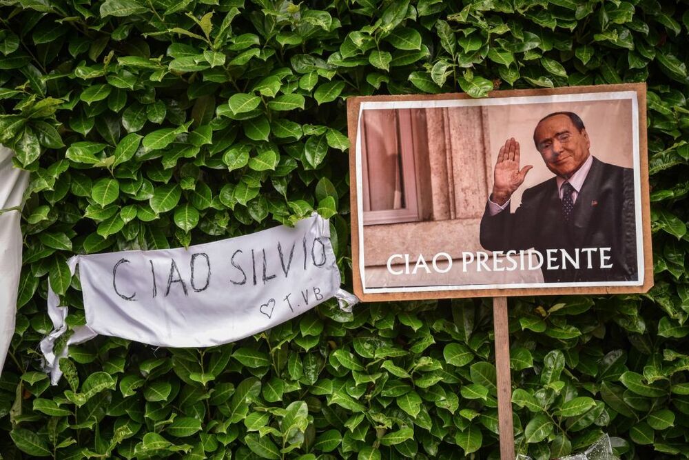 Italy prepares to bid farewell to former prime minister Silvio Berlusconi  / MATTEO CORNER