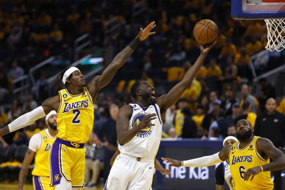 NBA Playoffs - Los Angeles Lakers at Golden State Warriors  / JOHN G. MABANGLO