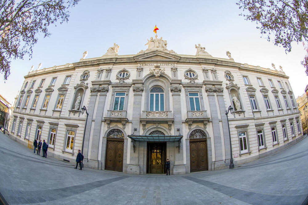 Vista de la fachada del Tribunal Supremo. 