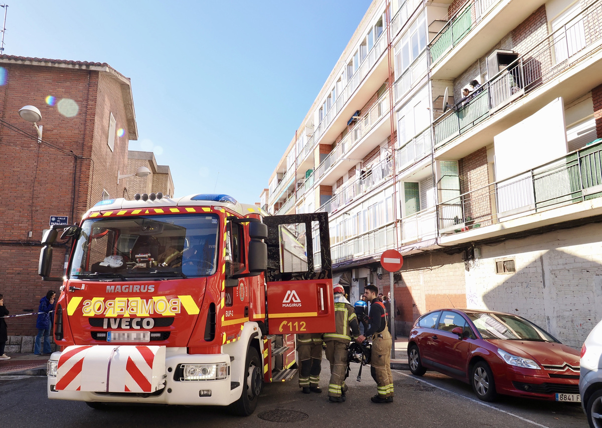 Una explosión en una vivienda de Valladolid deja al menos dos heridos  / PHOTOGENIC/CLAUDIA ALBA