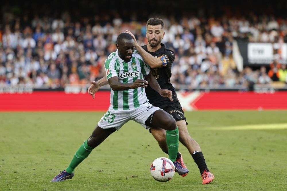 El Valencia vuelve a sonreír ante el Betis 