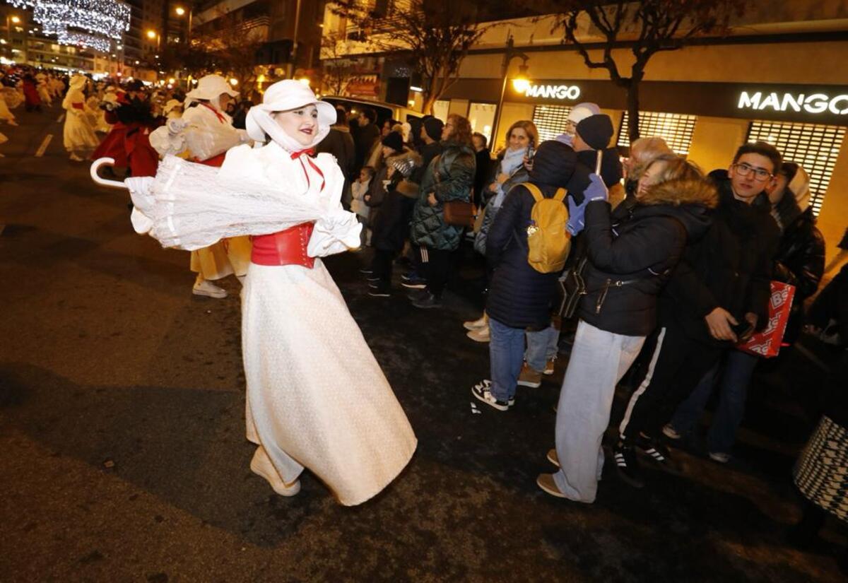 Imagen de la cabalgata de Reyes de Logroño  / ÓSCAR SOLORZANO