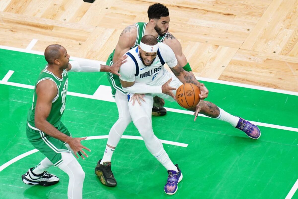 NBA: Finals-Dallas Mavericks at Boston Celtics  / DAVID BUTLER II