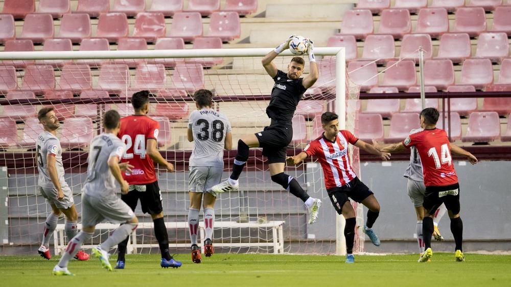 Unai Simón, en aquel partido el 29 de agosto de 2020.