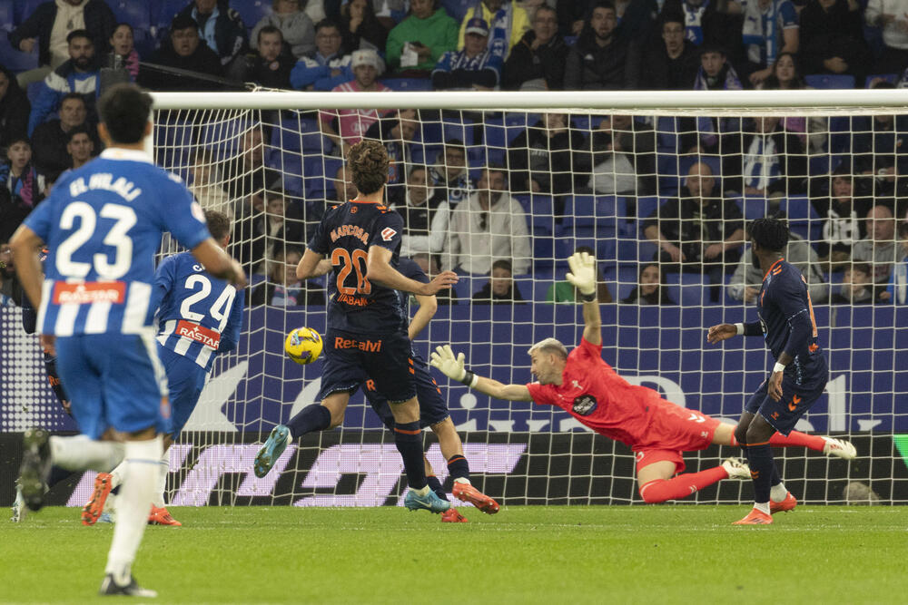 El Espanyol revive contra el Celta