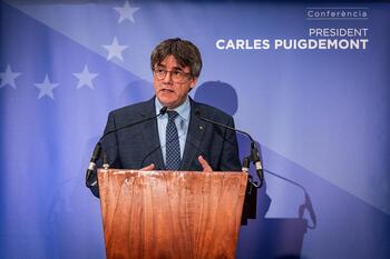 Puigdemont espera 