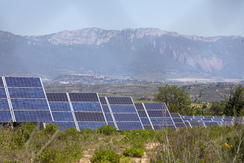 La moratoria eléctrica riojana paraliza 27 parques solares