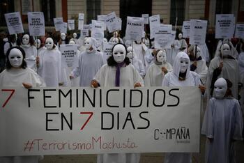 Cine y una vigilia feminista, preludio del 25N