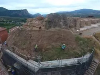 Culminan 10 años de excavaciones en el castillo de Nalda