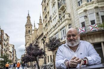 «He tenido la suerte de vivir del arte desde los catorce años»