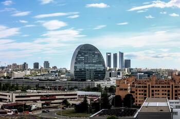 El BCE da su visto bueno a la OPA de BBVA a Banco Sabadell