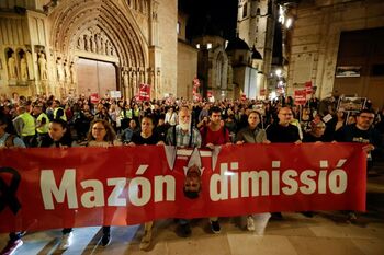 Una marea humana pide en Valencia la dimisión de Mazón