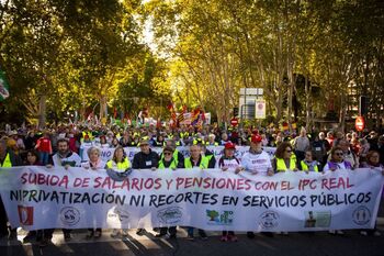 Los pensionistas protestan contra la 