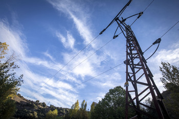 Rechazan 3 parques solares con un tendido que rozaba La Rioja