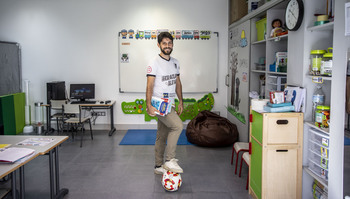 «Soy feliz compaginando fútbol y educación»