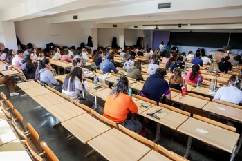 221 médicos se examinan en La Rioja en busca de una plaza MIR