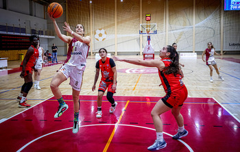 Solo un paso separa a Bosonit Unibasket de los playoff